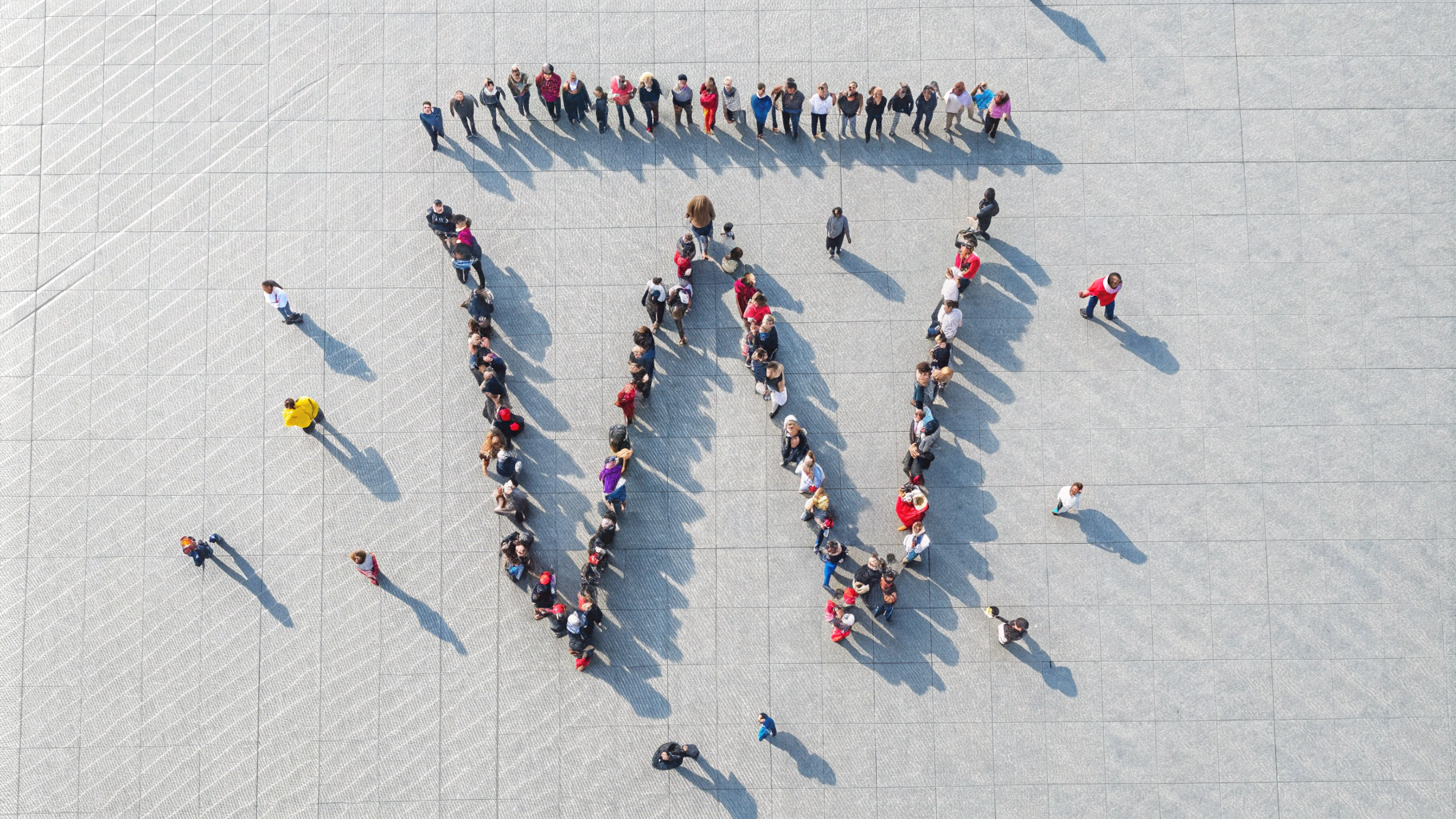 AI generated image by Red Panda AI: please generate a picture of letter W which is made of people. the letter shoul be in circle.
