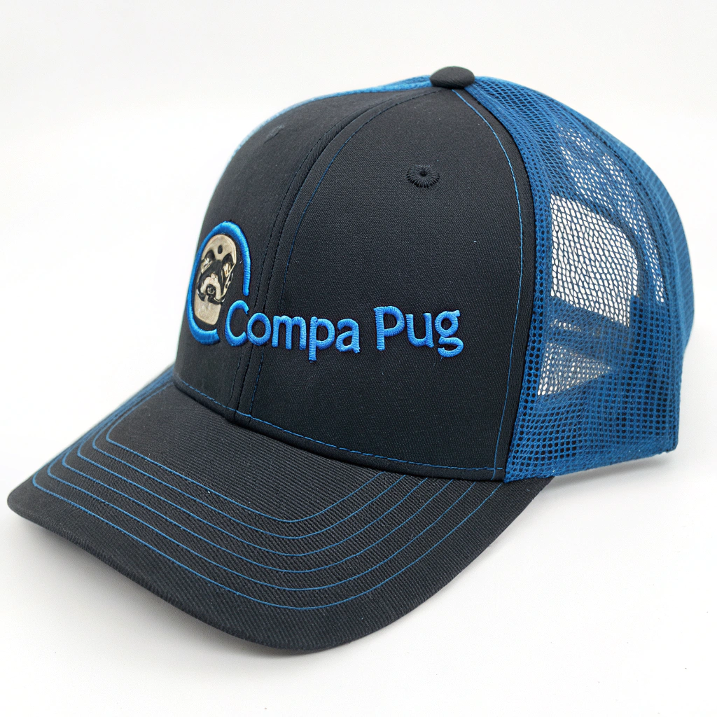 AI generated image by Red Panda AI: quiero. una gorra que este negra con malla azul atras y diga de color azul en frente  "compa pug" 