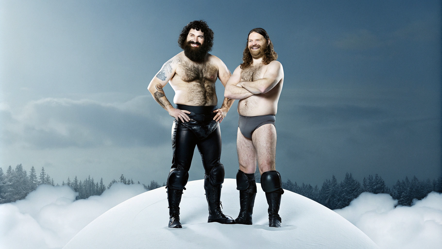 AI generated image by Recraft V3: Dos hombres musculosos, cada uno único: uno con barba densa, cabello oscuro, vello grueso y rizado en el pecho, denso vello en los brazos. El otro con estilo rudo, pelo largo, barba incipiente, vello corporal fino y pesado en el pecho, brazos, piernas. Ambos con una armadura mínima de ciencia ficción, escasos pero protectores, mostrando físicos tonificados. Uno sentado con confianza, otro de pie, miradas amistosas, expresiones positivas. Fondo: paisaje surrealista de ciencia ficción, árboles flotantes en montículos de tierra, suave resplandor astral, soñador, fantástico. Cuerpo completo, dinámico, seguro, HD, obra maestra, plano general, ligero, detallado.